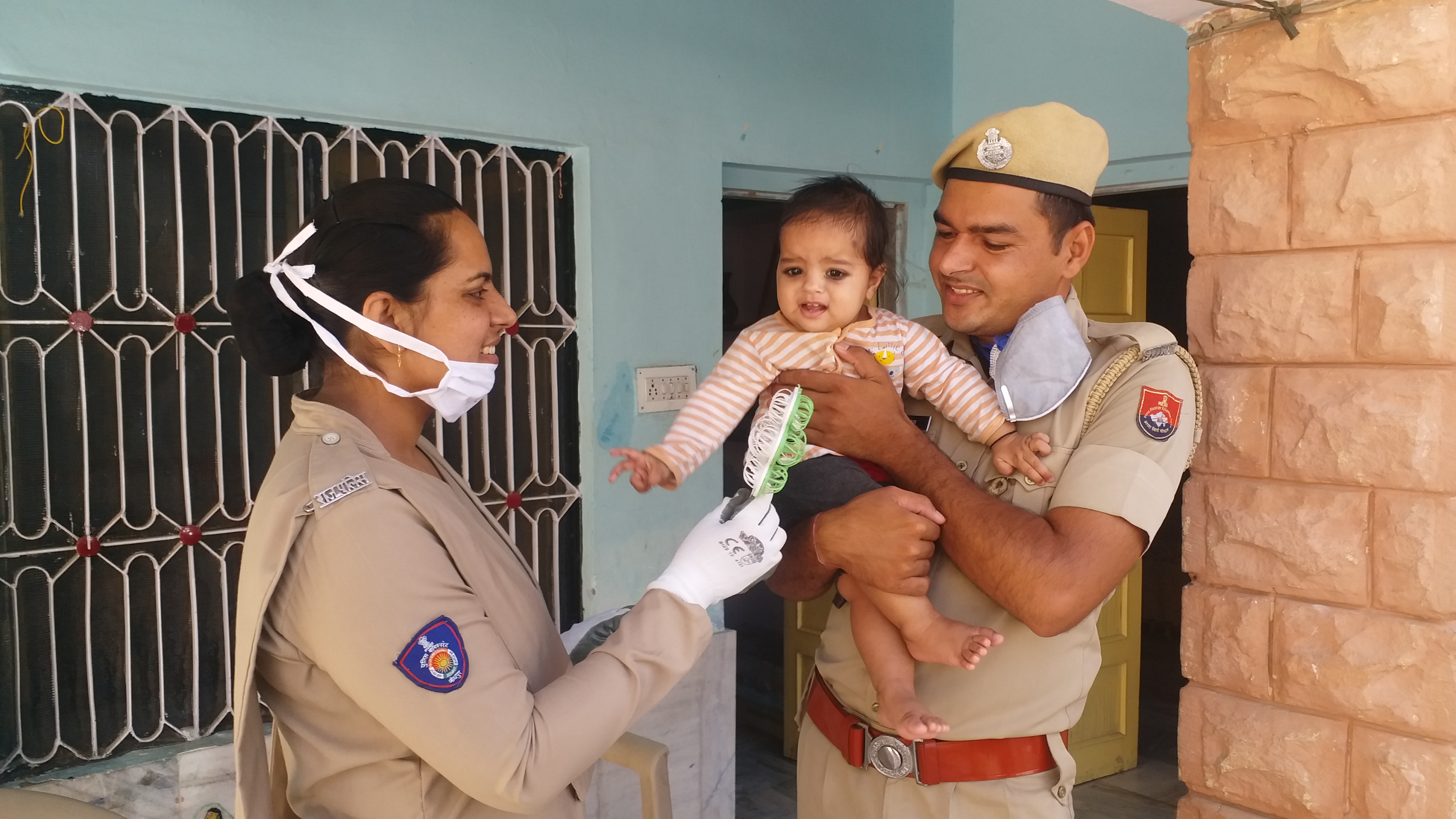 mothers working as police, Mothers Day in Corona