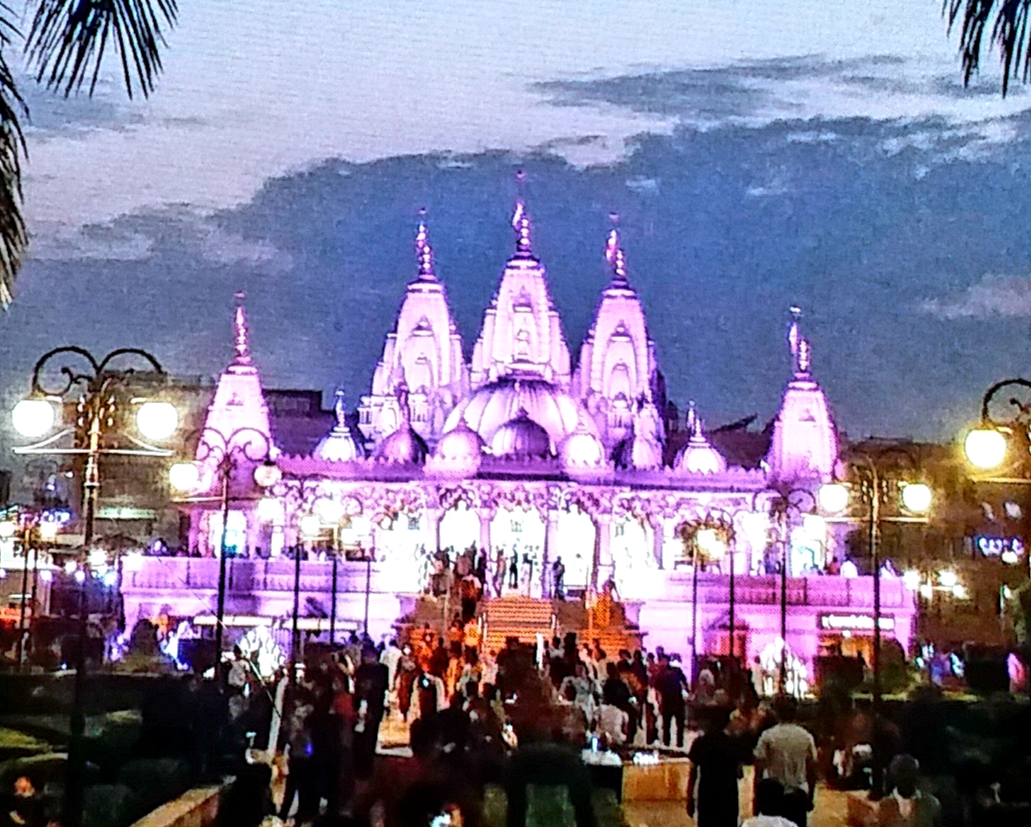 Tableau at Govind Dev Temple, Govardhan Puja