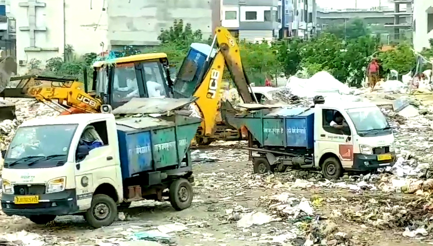 Comparison of Jaipur with Indore regarding garbage collection
