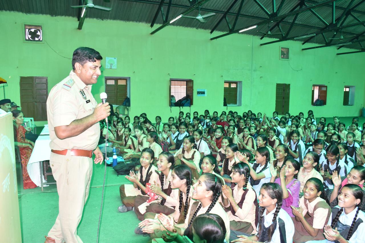 Jaipur traffic inspector Praveen Kumar