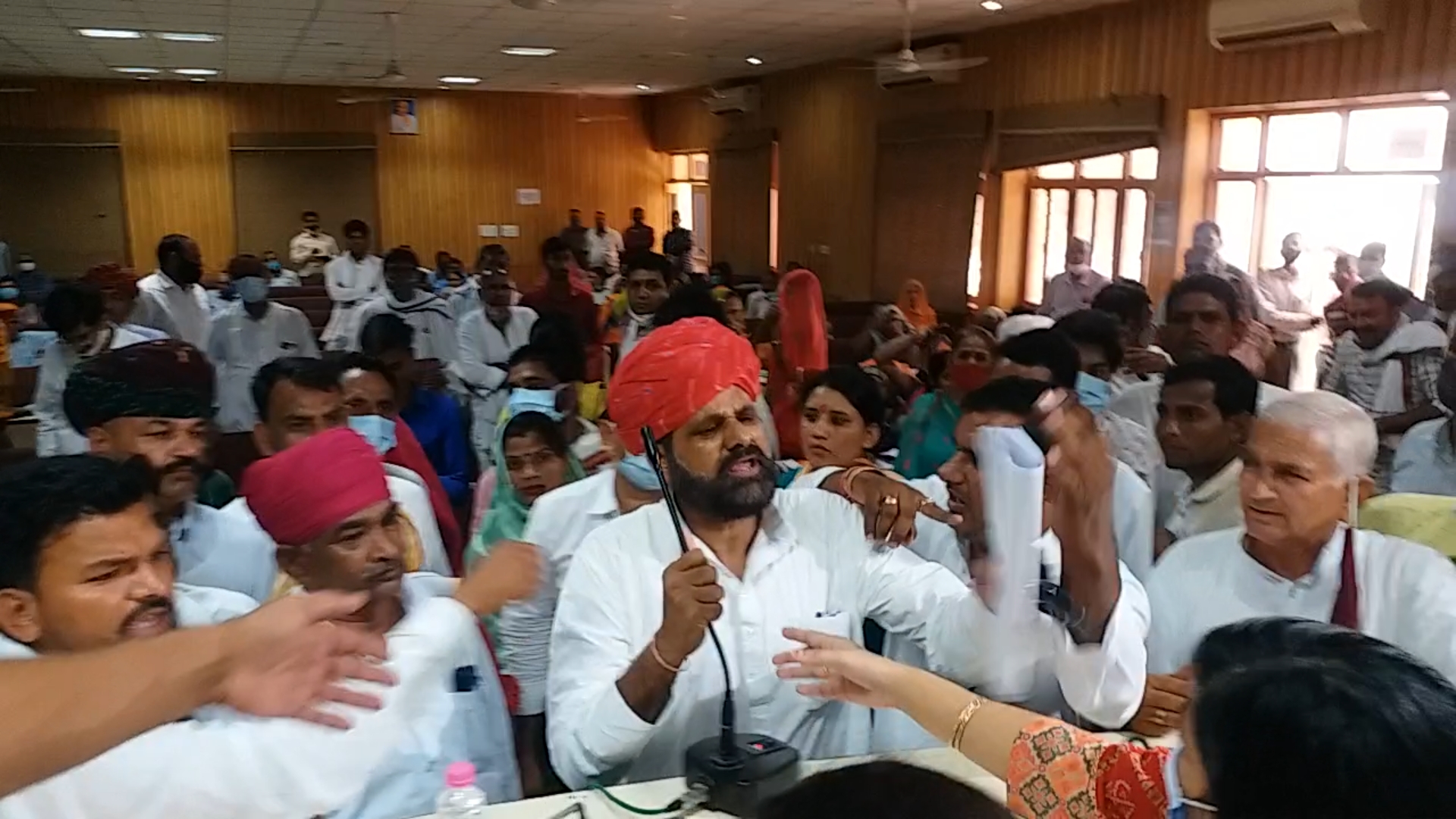 जिला परिषद की बैठक, district council meeting