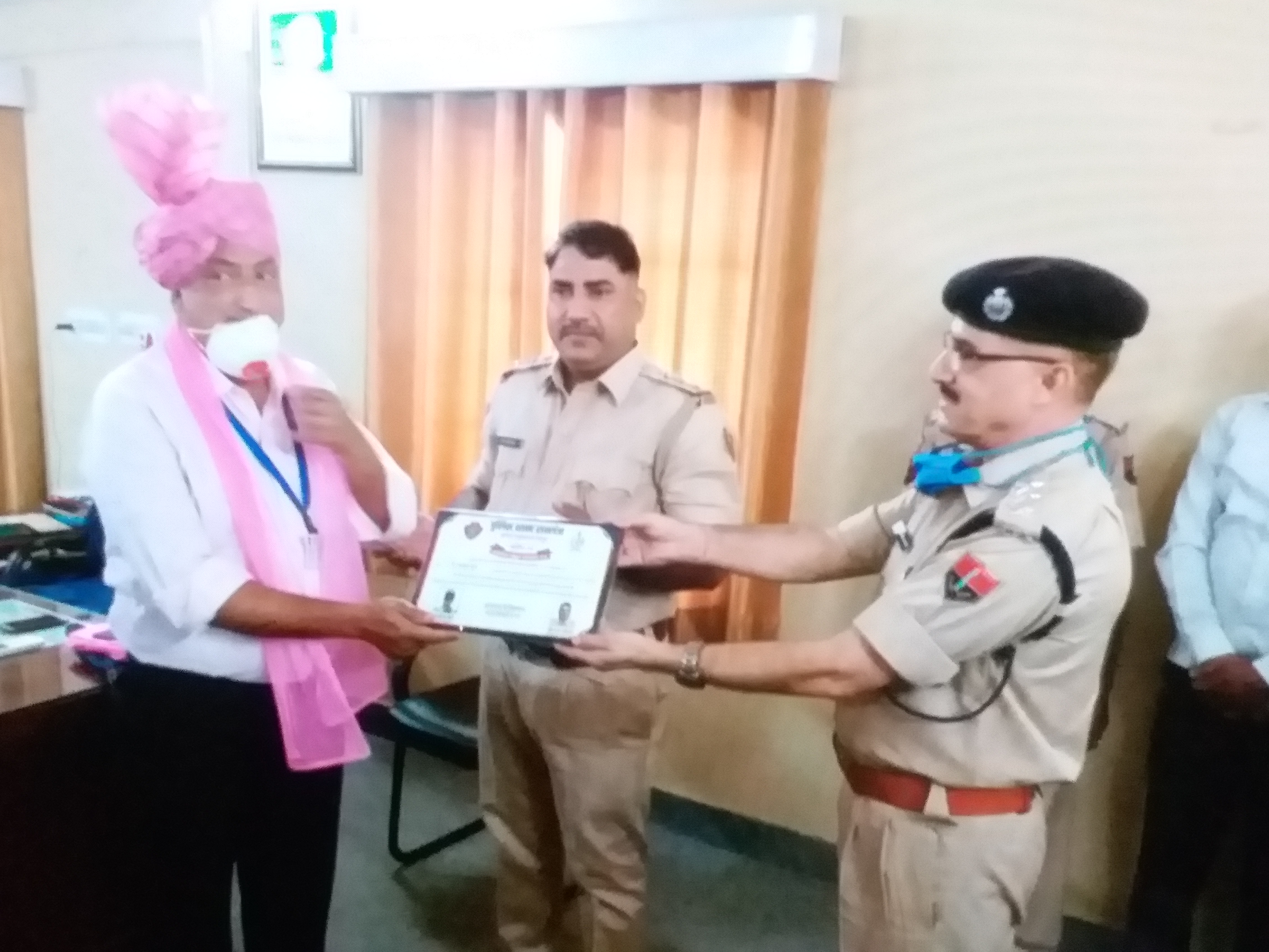 Doctors honored at Ramganj police station, डॉक्टर्स का सम्मान