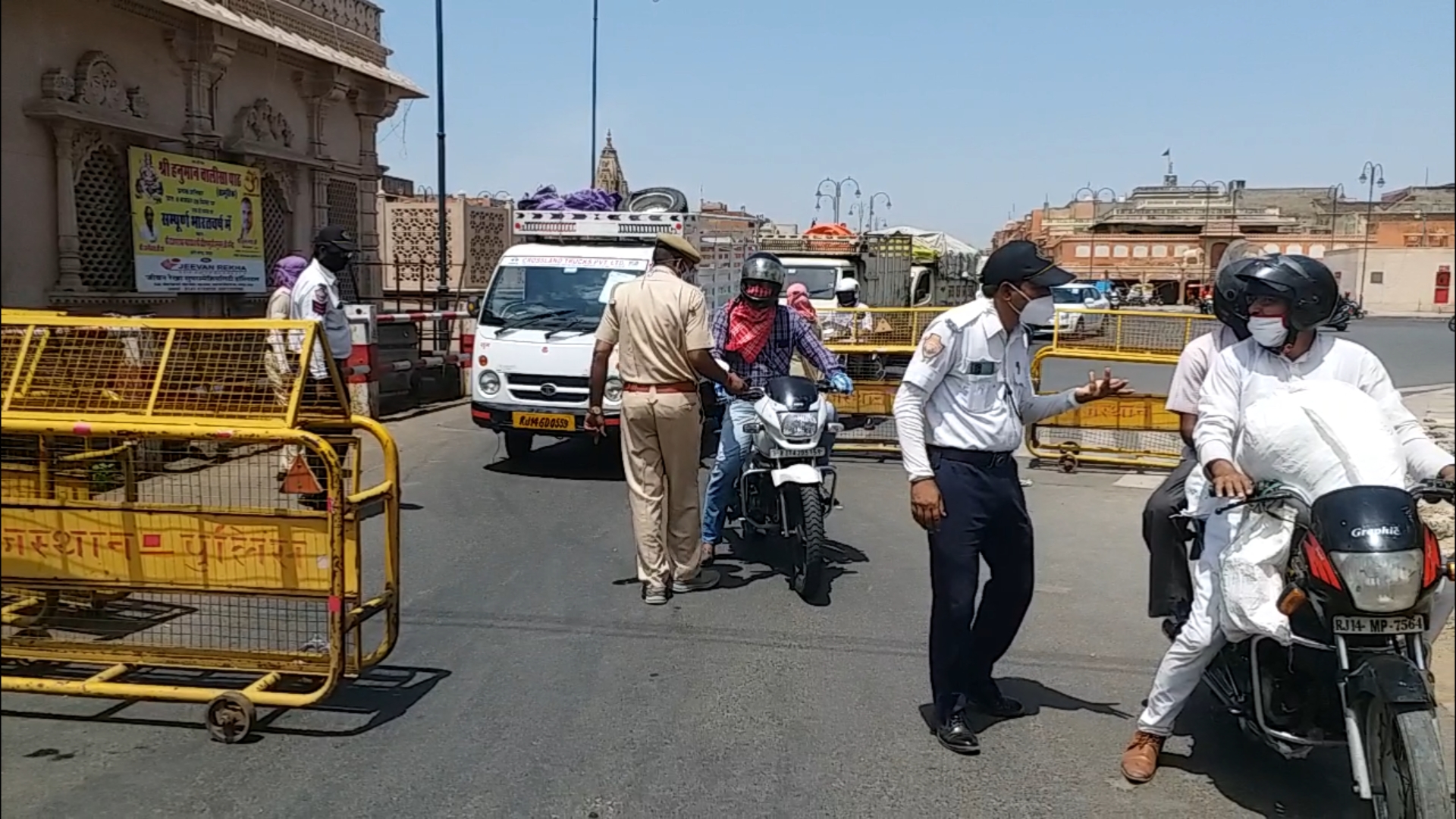 Lockdown in jaipur,  Jaipur police action