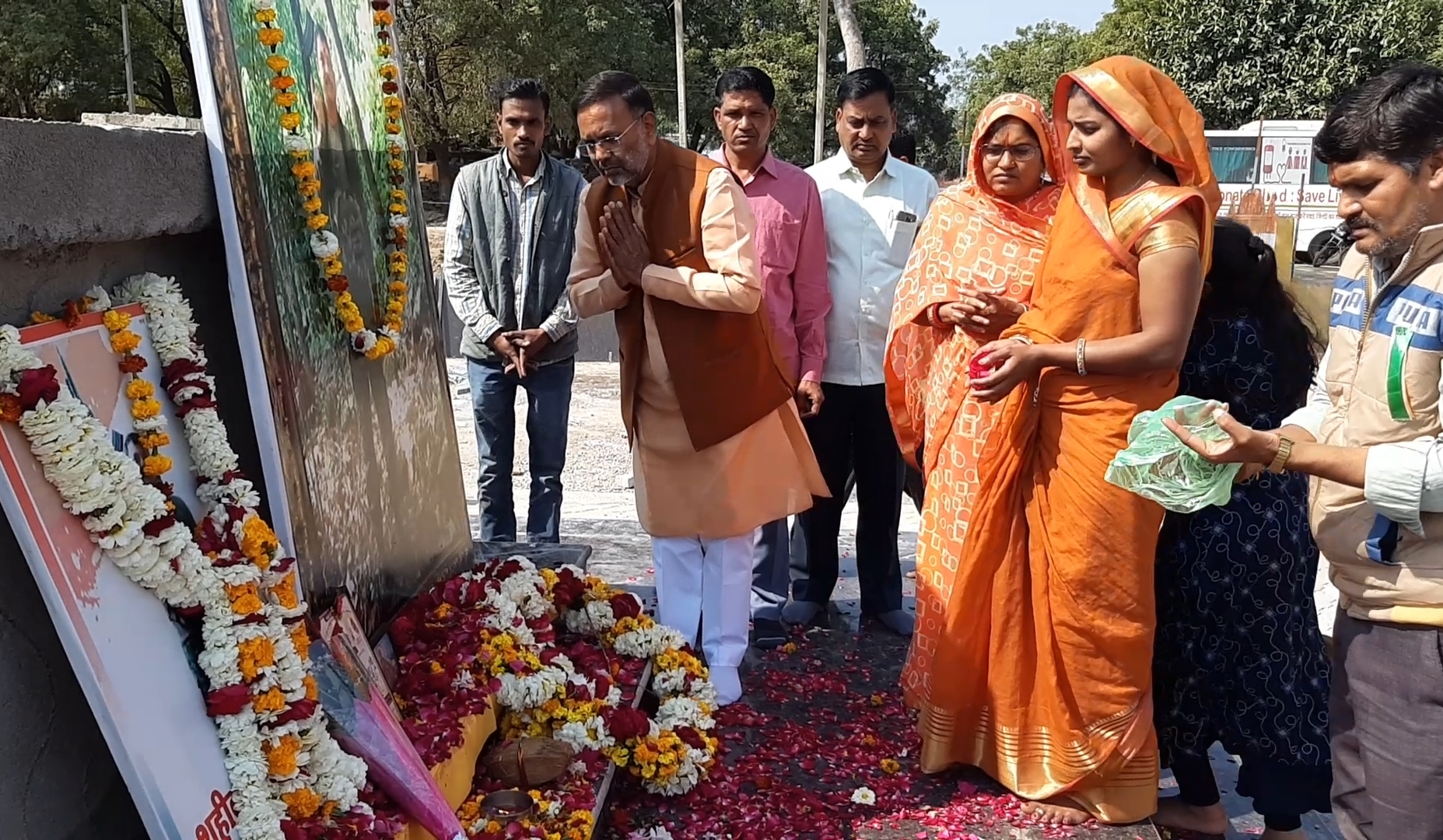 Pulwama Attack,  Tribute paid to martyrs in Barmer