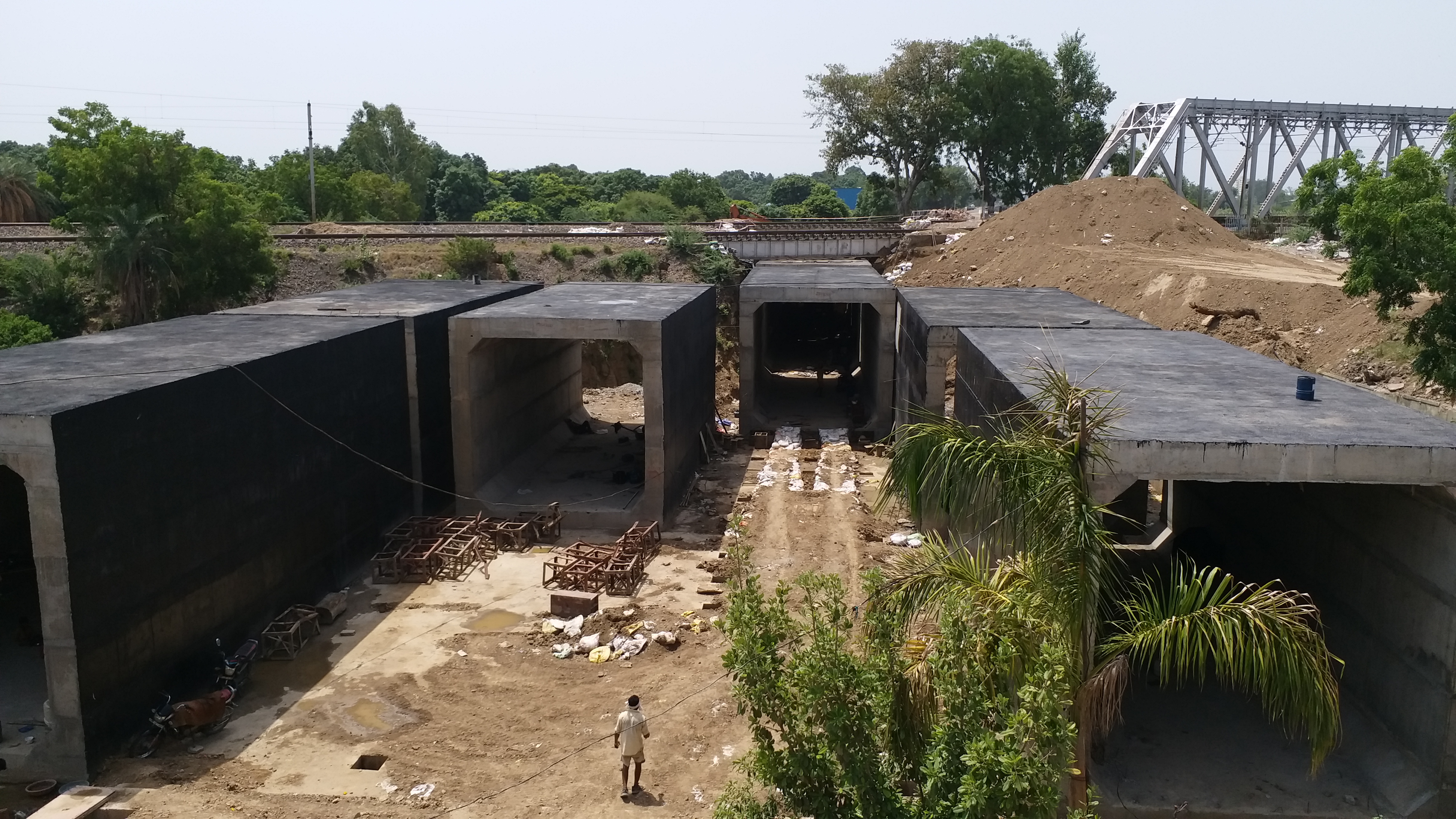 Urban Improvement Trust, Underpasses and Flyover