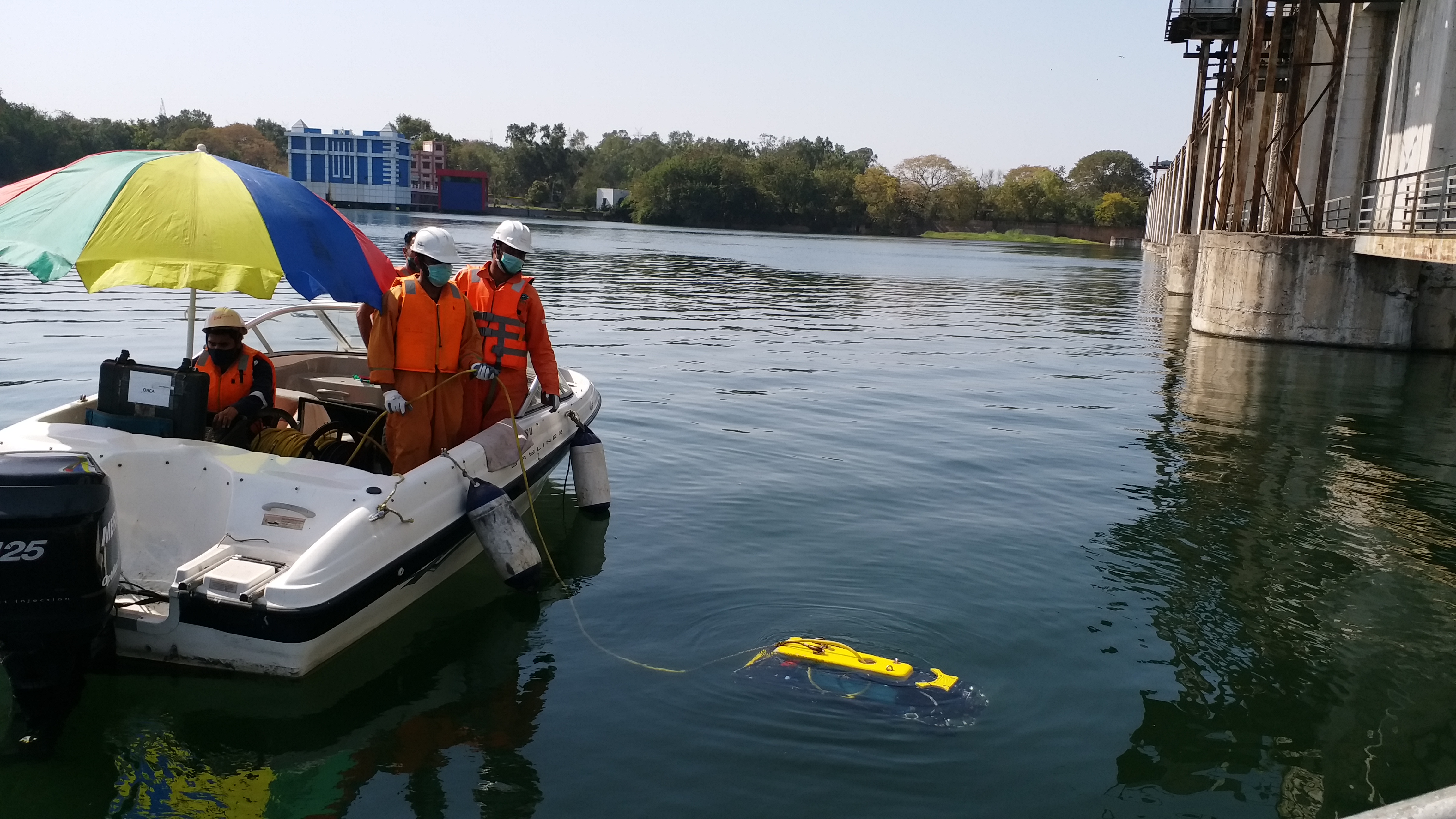 Robot testing of dams, बांधों की जांच करेगा रोबोट