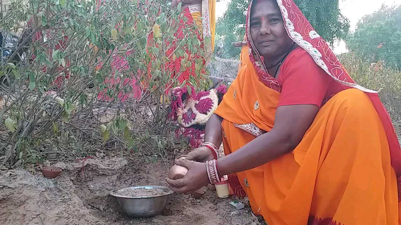 मिट्टी की लक्ष्मी रूप में पूजा, Clay worship as Lakshmi in nagaur