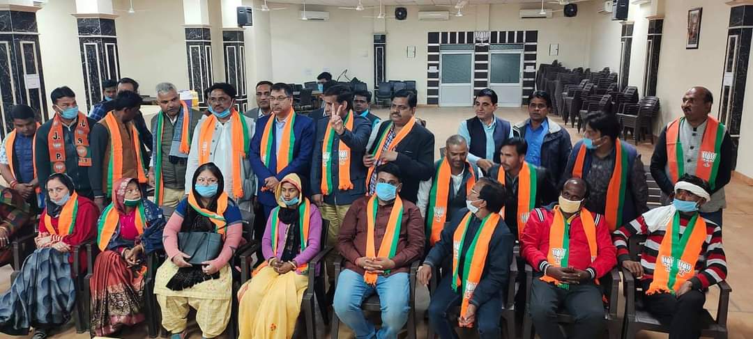 NCP Councilor Join BJP, Niwai Municipality Election