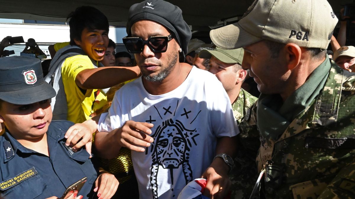 Ronaldinho set to be released from house arrest