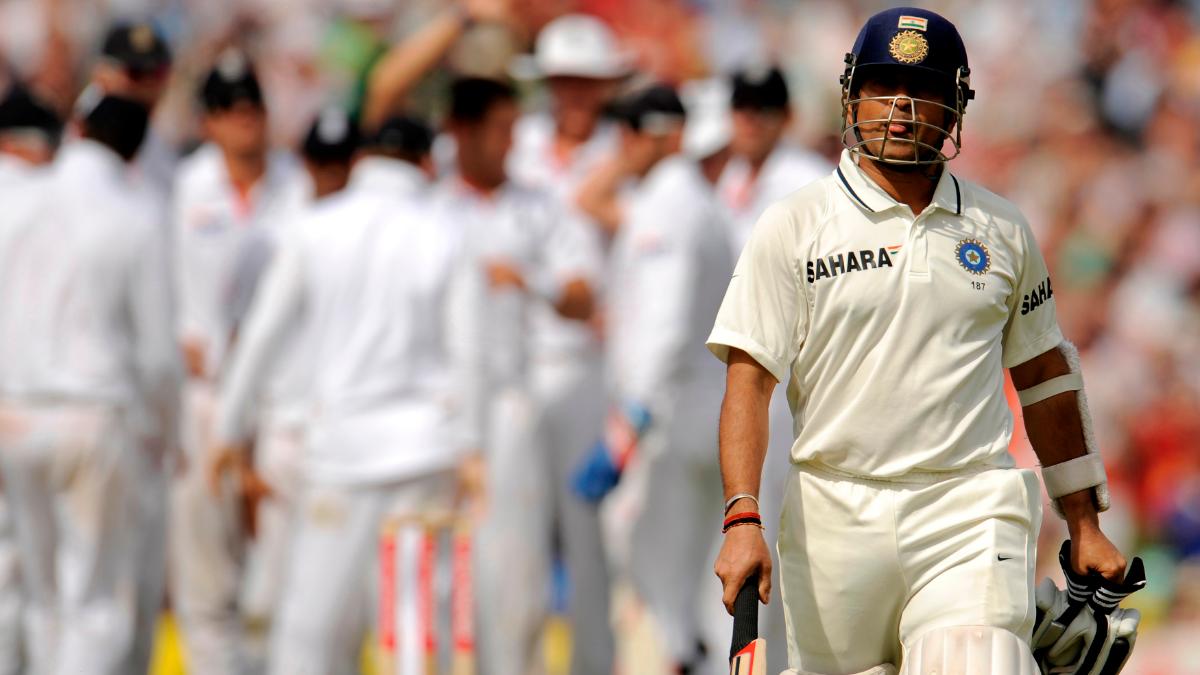 Tim Bresnan, Sachin Tendulkar, Rod Tuckker