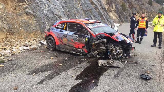 Tanak's damaged car