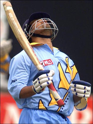 on this day in 1999 world Cup, Tendulkar dedicates century to his father, Sachin Tendulkar, ବାପାଙ୍କୁ ଶତକ ଉତ୍ସର୍ଗ କରିଥିଲେ ଭାବବିହ୍ବଳ ସଚିନ, 1999 ବିଶ୍ବକପ