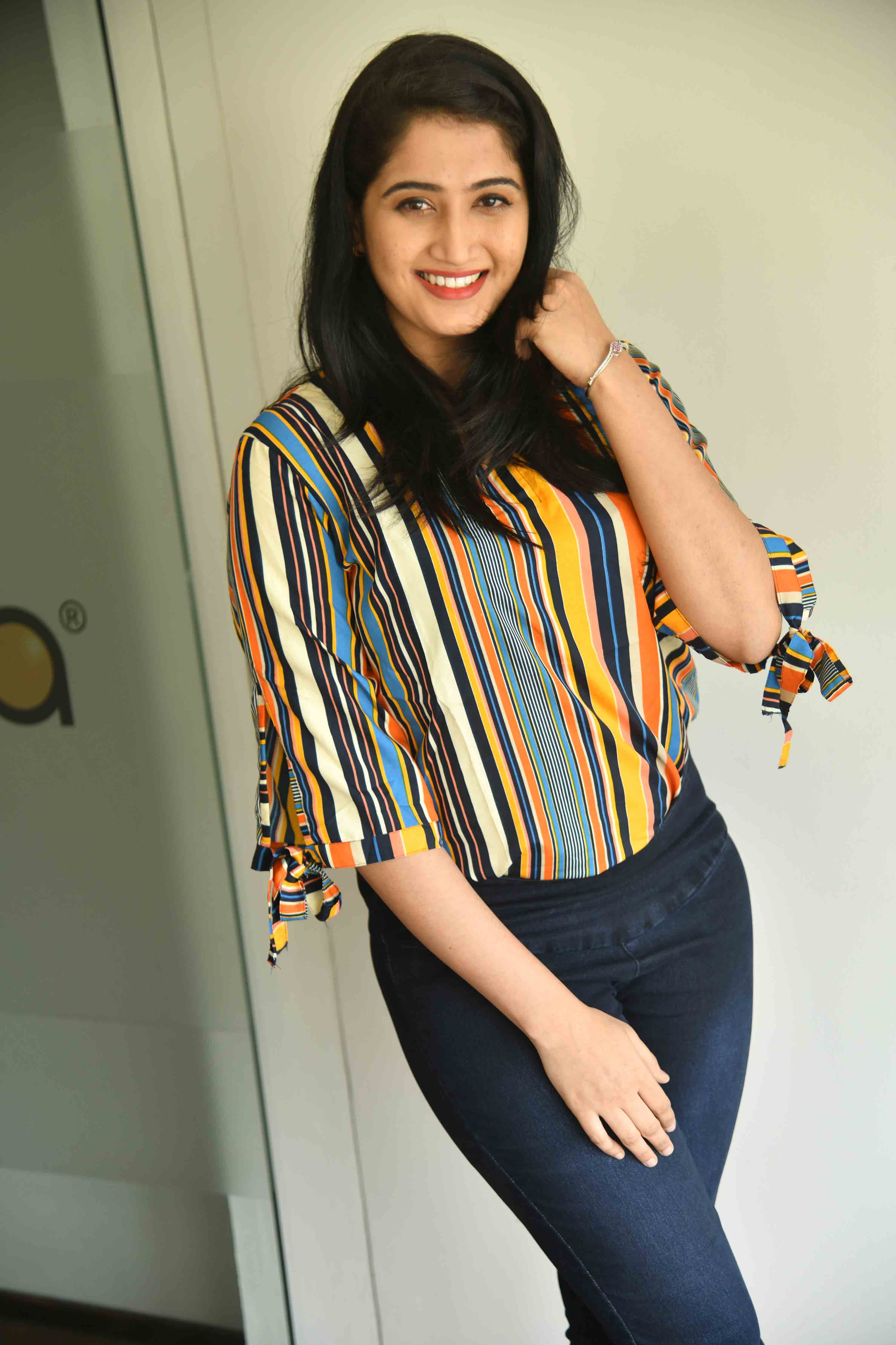 Actress apeksha purohith wadeyar photoshoot