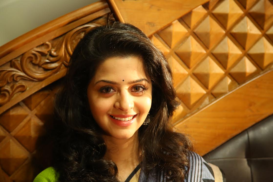 actor vedhika kumar