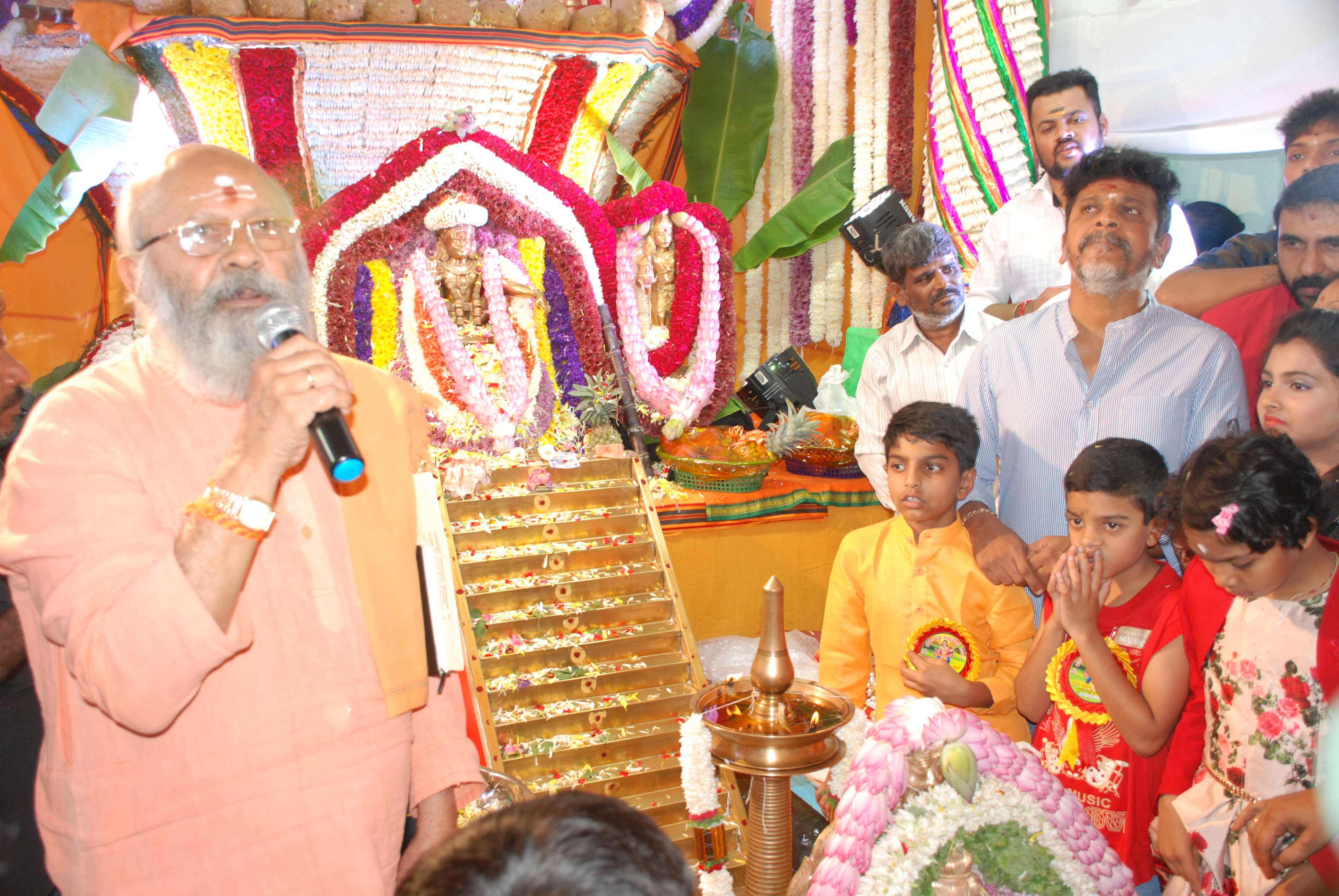 Shivarajkumar in Ayyappa swamy pooja