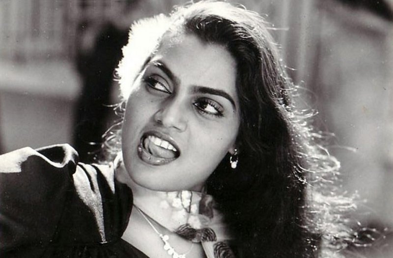 Glamour queen Silk smitha death anniversary