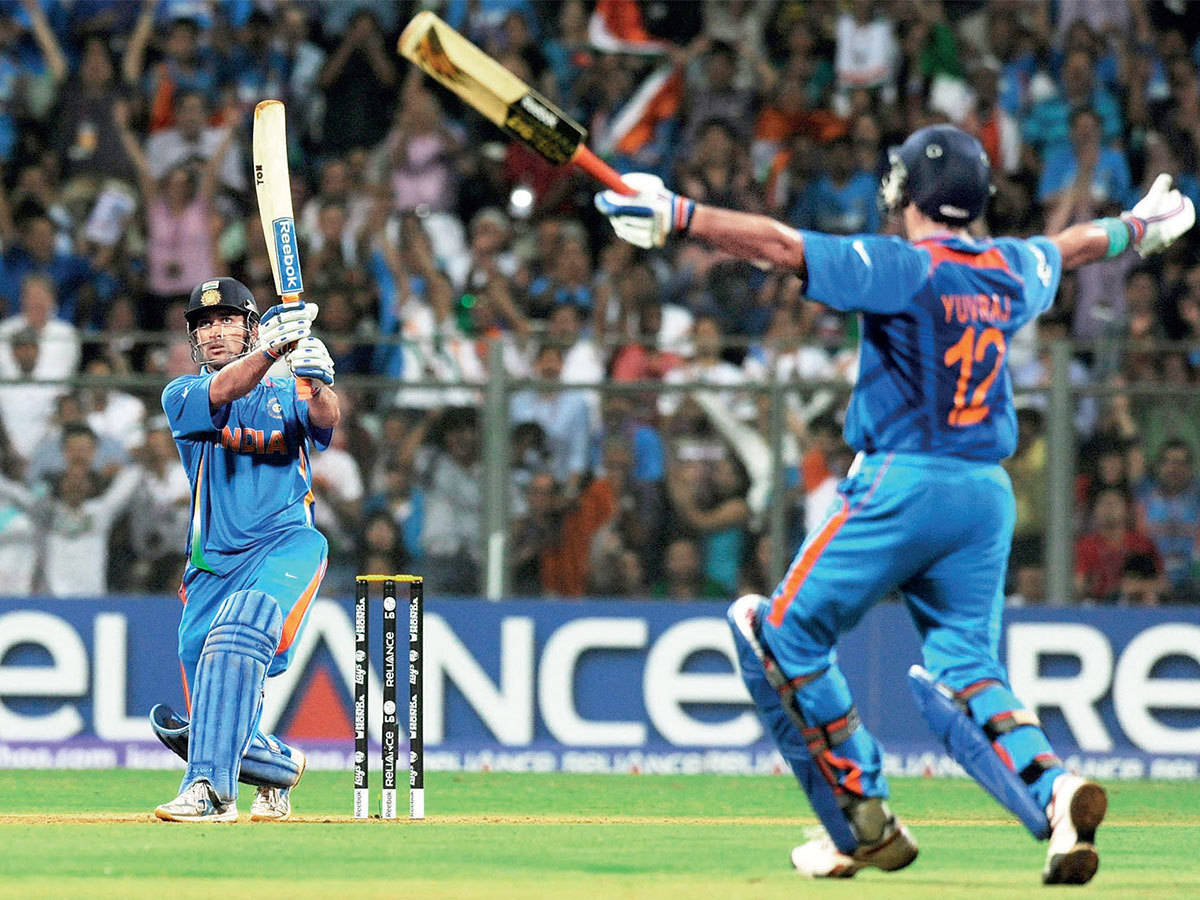 Top 6 When Finisher Ms Dhoni Ran Riots Over The Oppositions 5532
