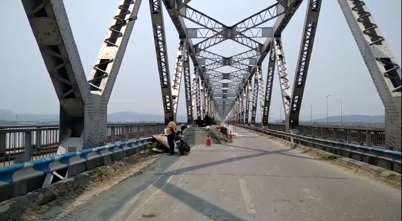 will the old bridge at Saraighat be closed again?