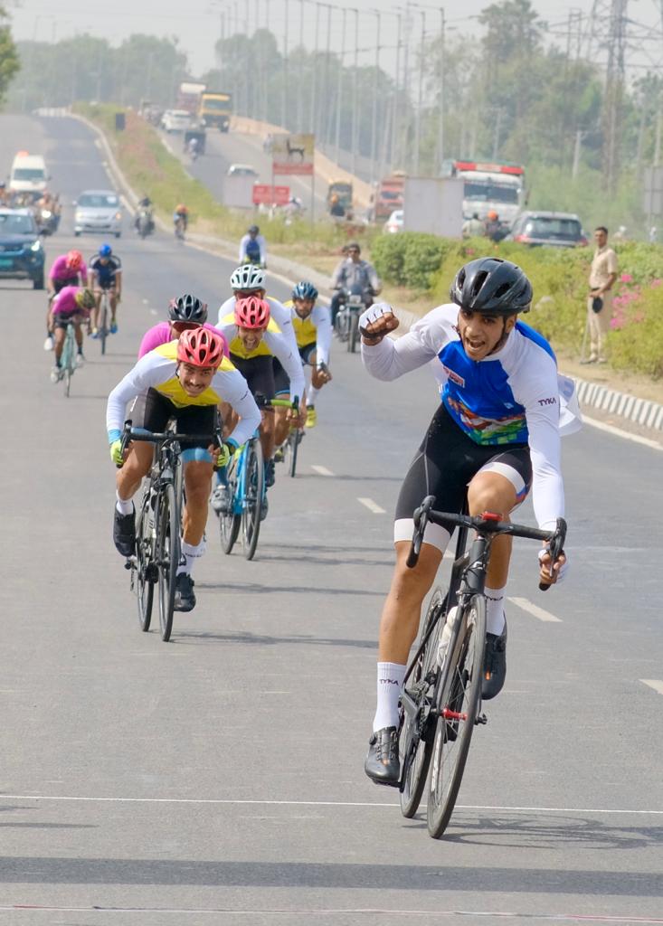 Adil Altaf, a tailor's son scripts history as he wins Jammu & Kashmir’s first cycling gold