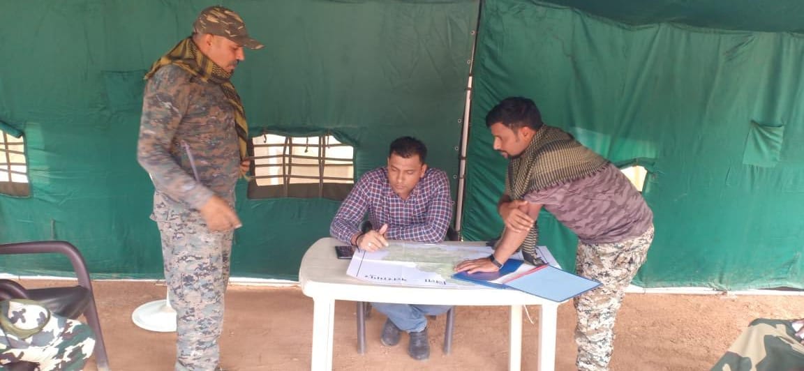 SP Mohit Garg inspected police camp in Bhutahi