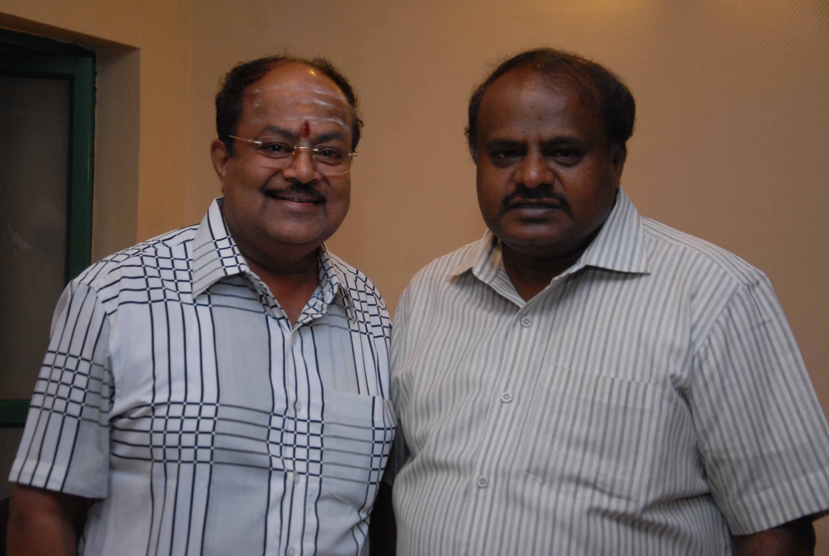 Veteran actor Shrinivasmurthy