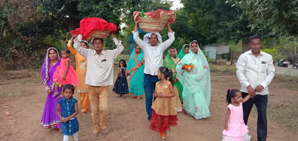 chat praises to sun lord in kagaznagar of kumuram bheem district