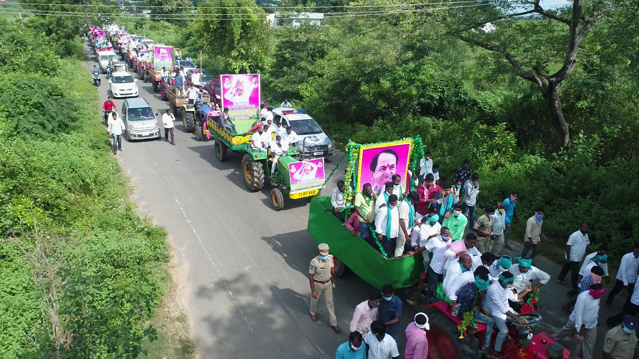 tractor big ryali for Solidarity to new revenue act in chennoor