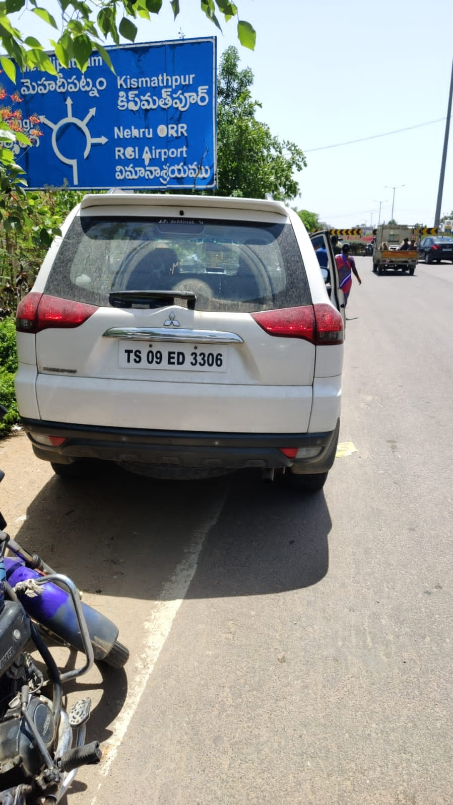 narsingi road accident