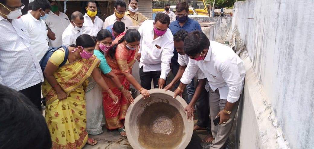 mla haripriya honored sanitation employees in illandhu