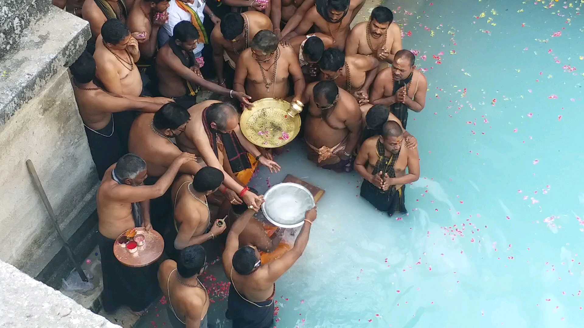 ayyappa arattu special pooja at metpally in jagtial