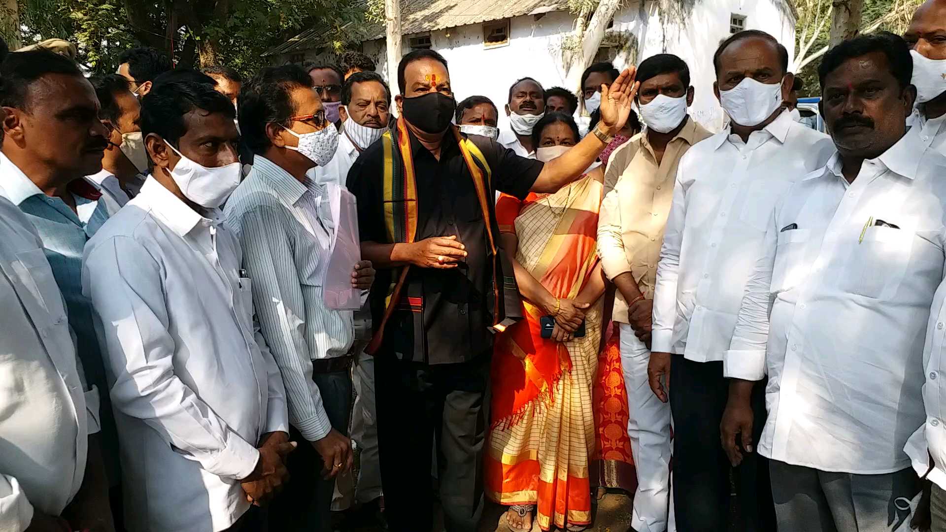 mla kalvakuntla vidyasagar started bhageeratha tank works in metpally