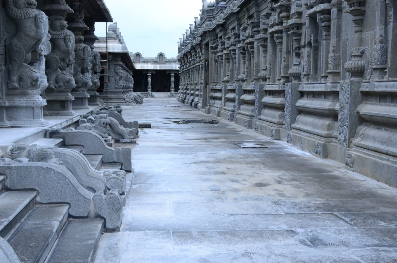 yadadri lakshmi narasimha swamy temple