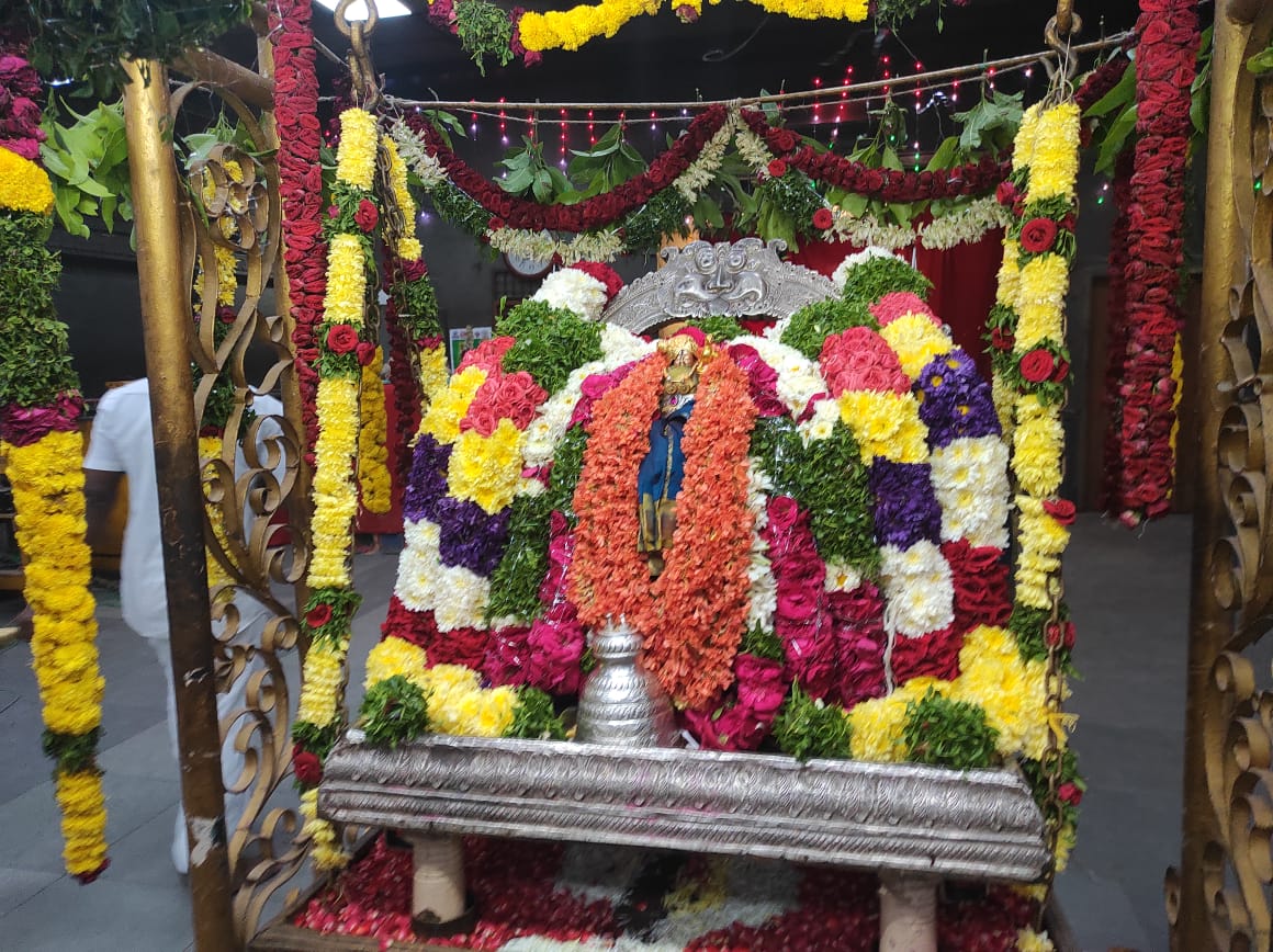 Yadadri conducted Unjal service at Sri Lakshminarasimhaswamy Temple