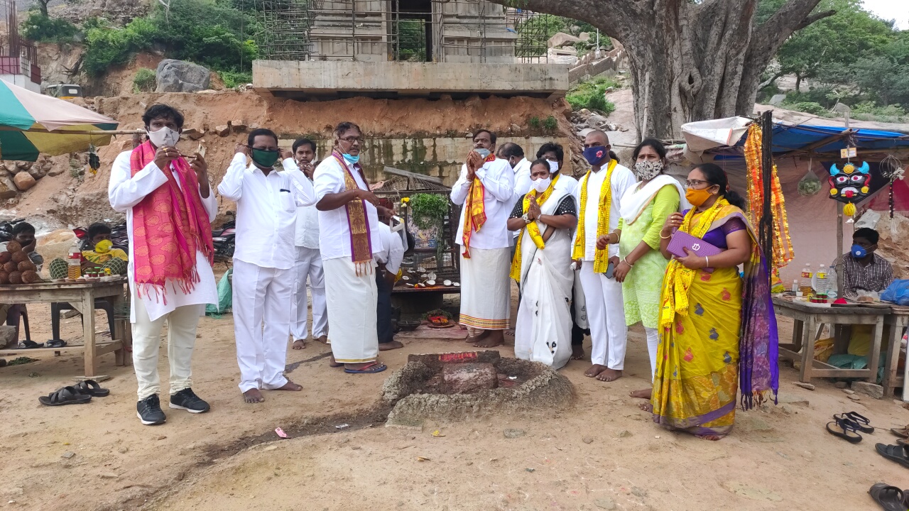 padayatra from bhuvanagiri to yadagiri gutta