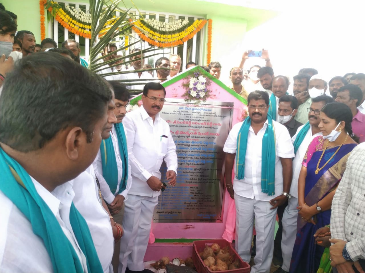 agriculture minister niranjan reddy tour in kamareddy district