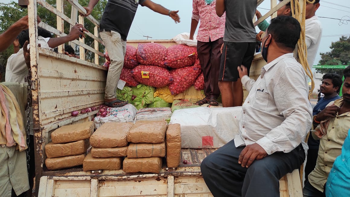 320 kilograms of ganja seized and 5 arrested