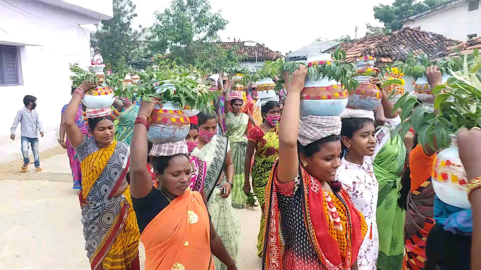 trs candidate solipet sujatha campaign in rayapolu mandal