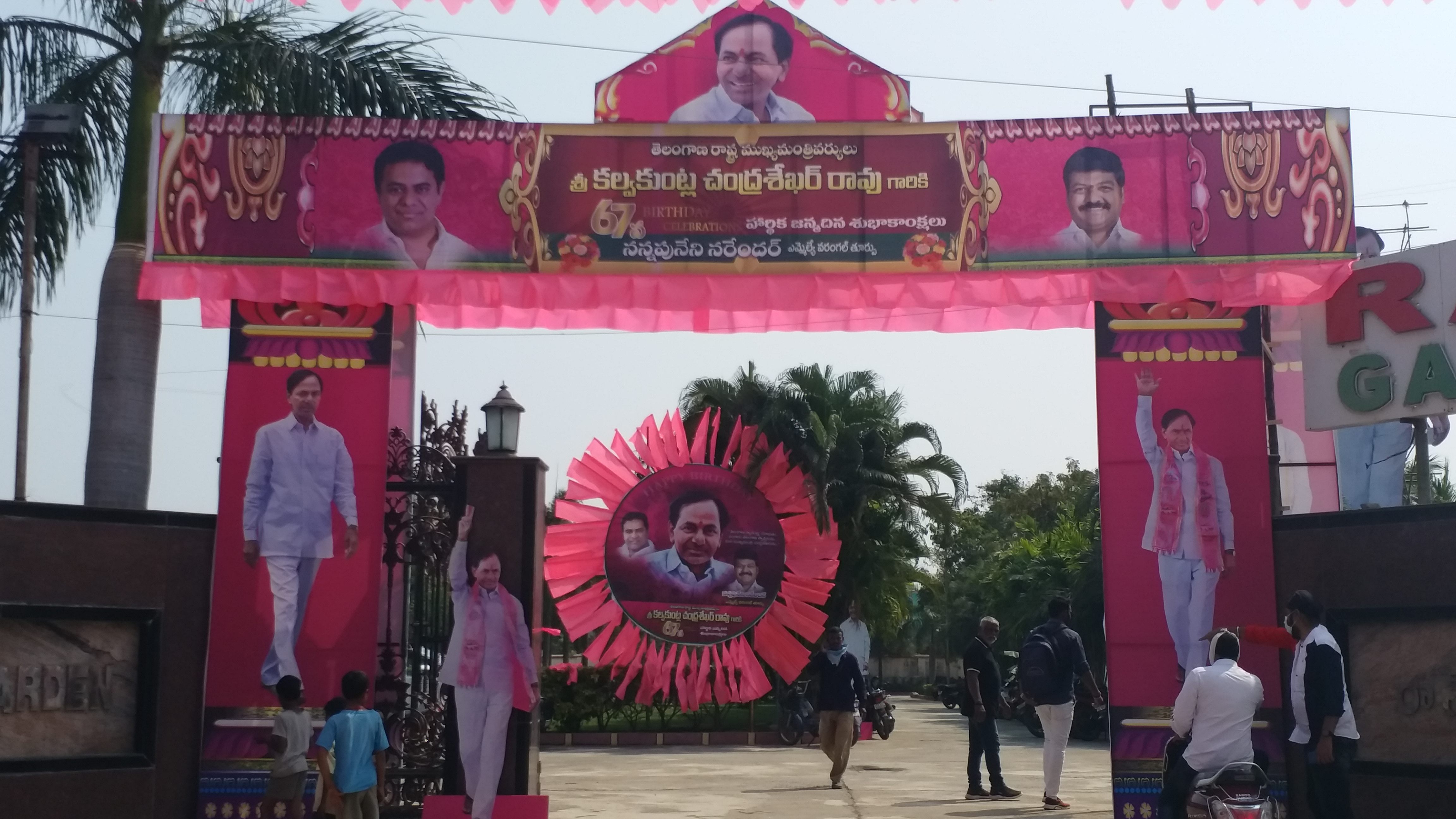 67 feet cut out on the occasion of CM KCR‌ birthday in warangal district