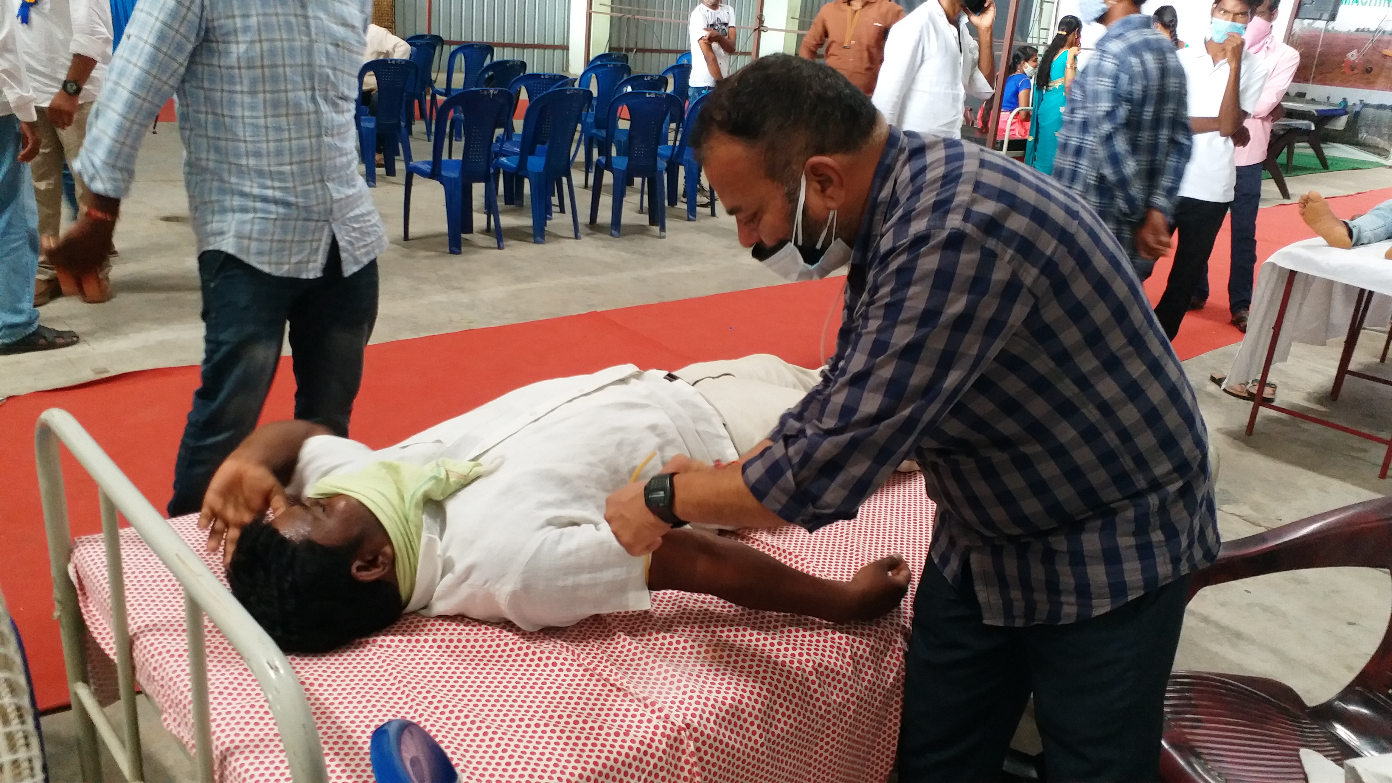 blood donation camp in warangal market