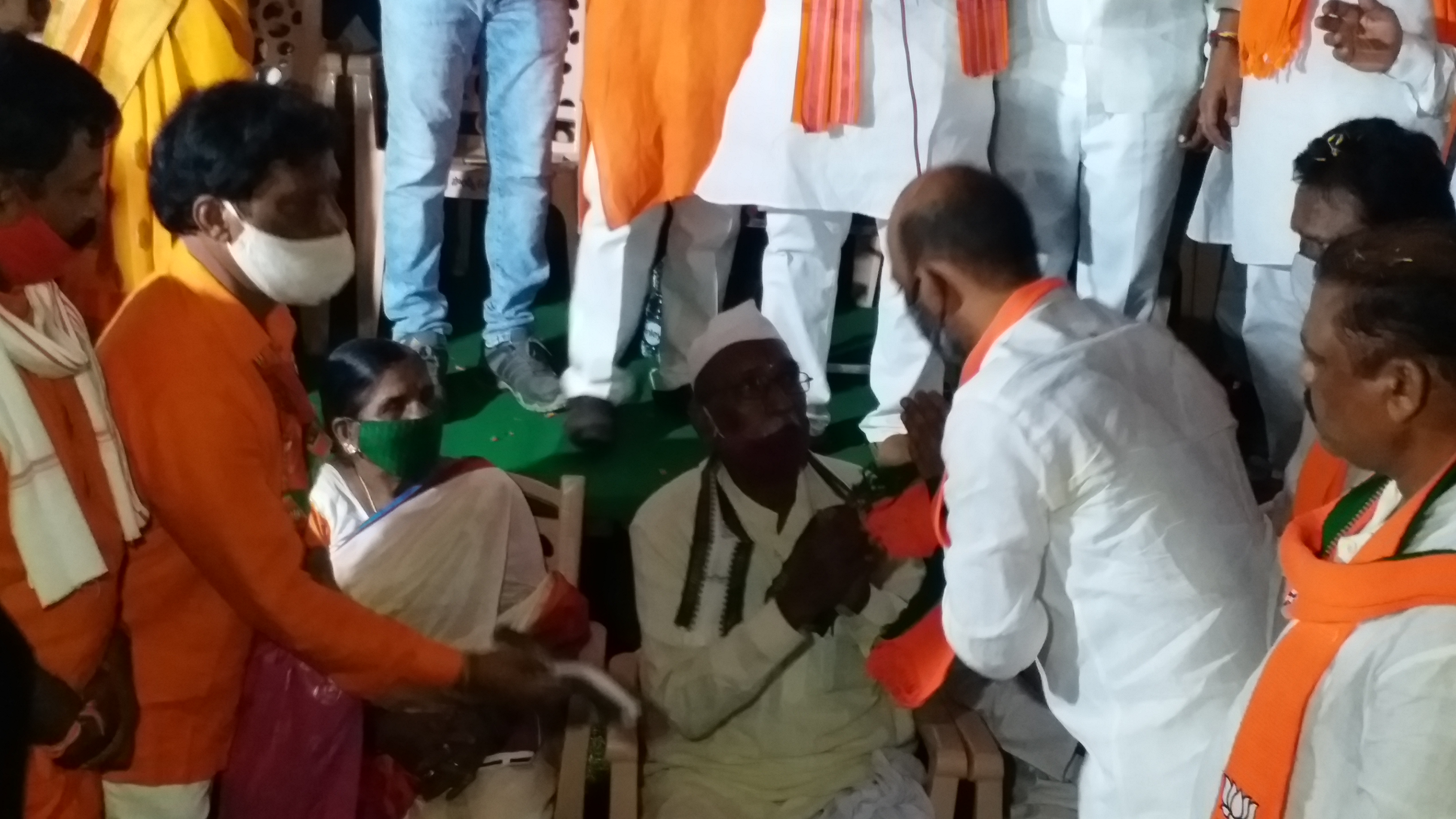 bjp mp bandi sanjay kumar visited in parakala