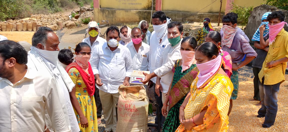 MLA ARURI RAMESH STARTED IKP CENTER IN CHOWTPALLI