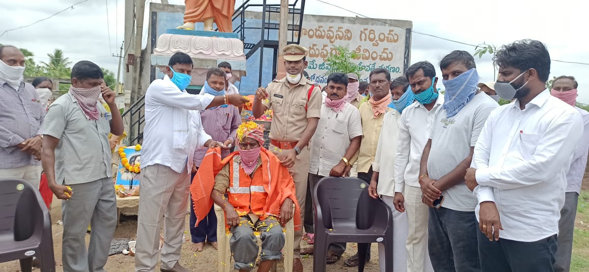 swamy vivekananda birthday alluri seetharama raju death anniversary in illanda