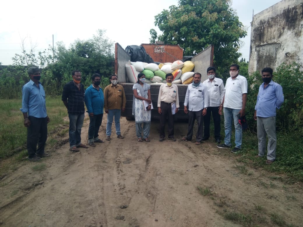 hundred quintals ration rice caught at konkapaka in warangal rural district