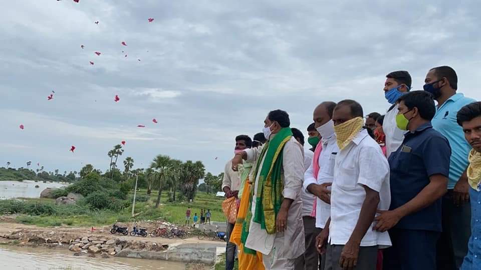 minister errabelli planting on the occasion of his birthday in janagaon district