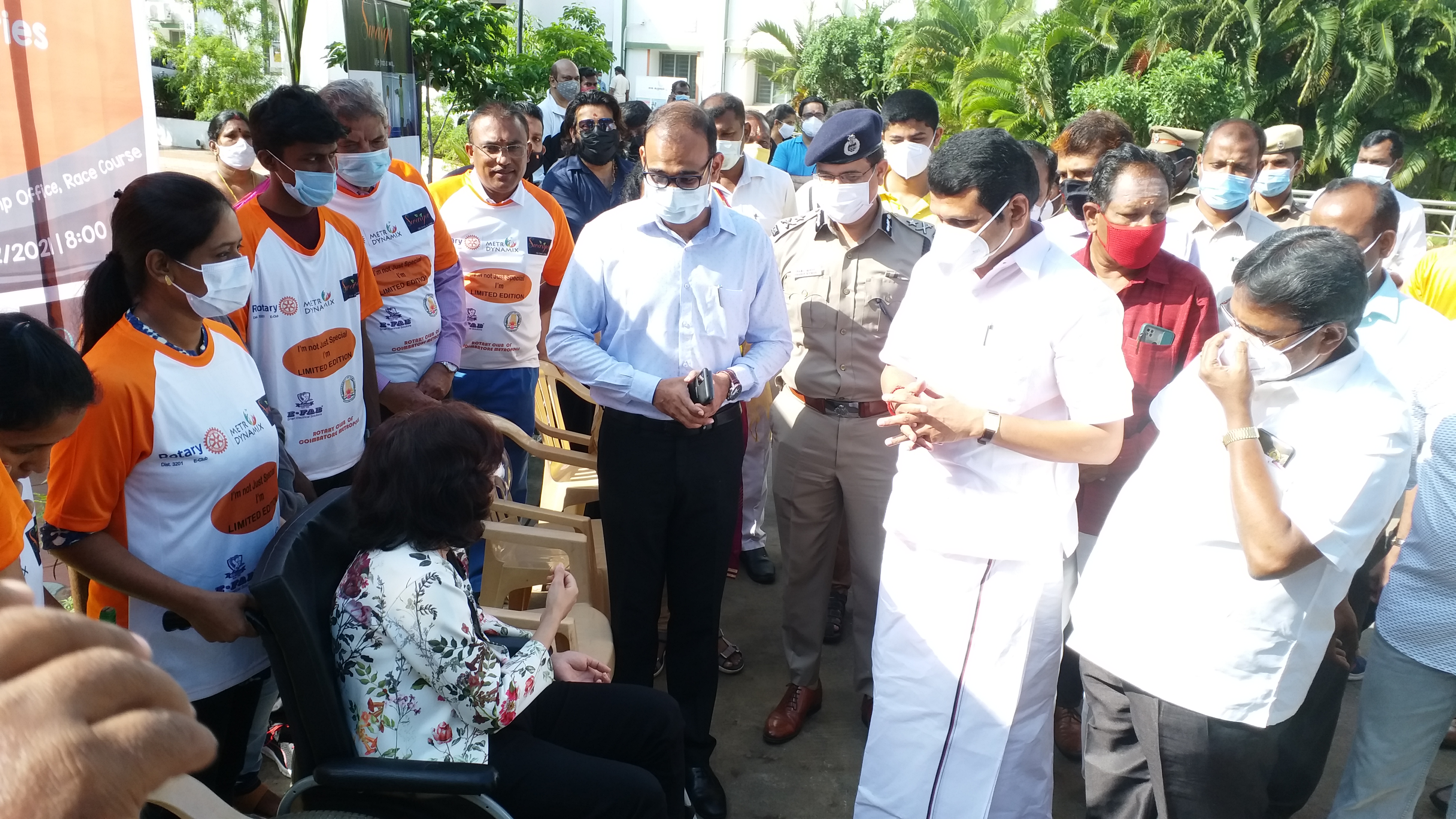 minister senthil balaji flagged differently abled day awareness rally, differently abled day awareness rally in coimbatore, கோயம்புத்தூரில் அமைச்சர் செந்தில் பாலாஜி, கோயம்புத்தூரில் மாற்றுத்திறனாளிகள் தினத்தை முன்னிட்டு விழிப்புணர்வு பேரணி