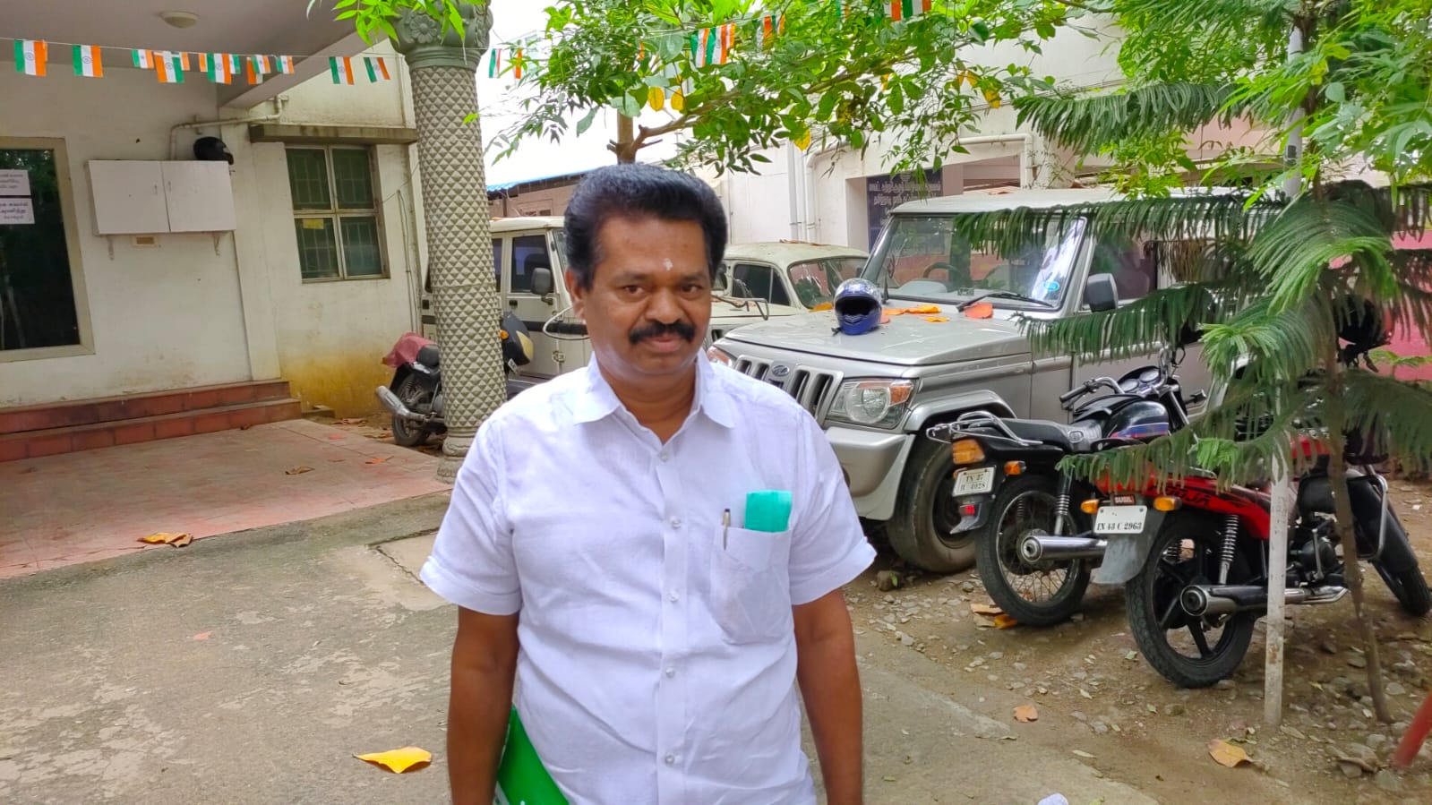 sp velumani