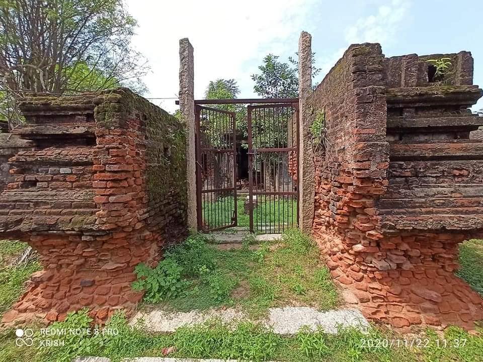 பராமரிப்பு இன்றி அழிந்து வரும் கோயில்கள்