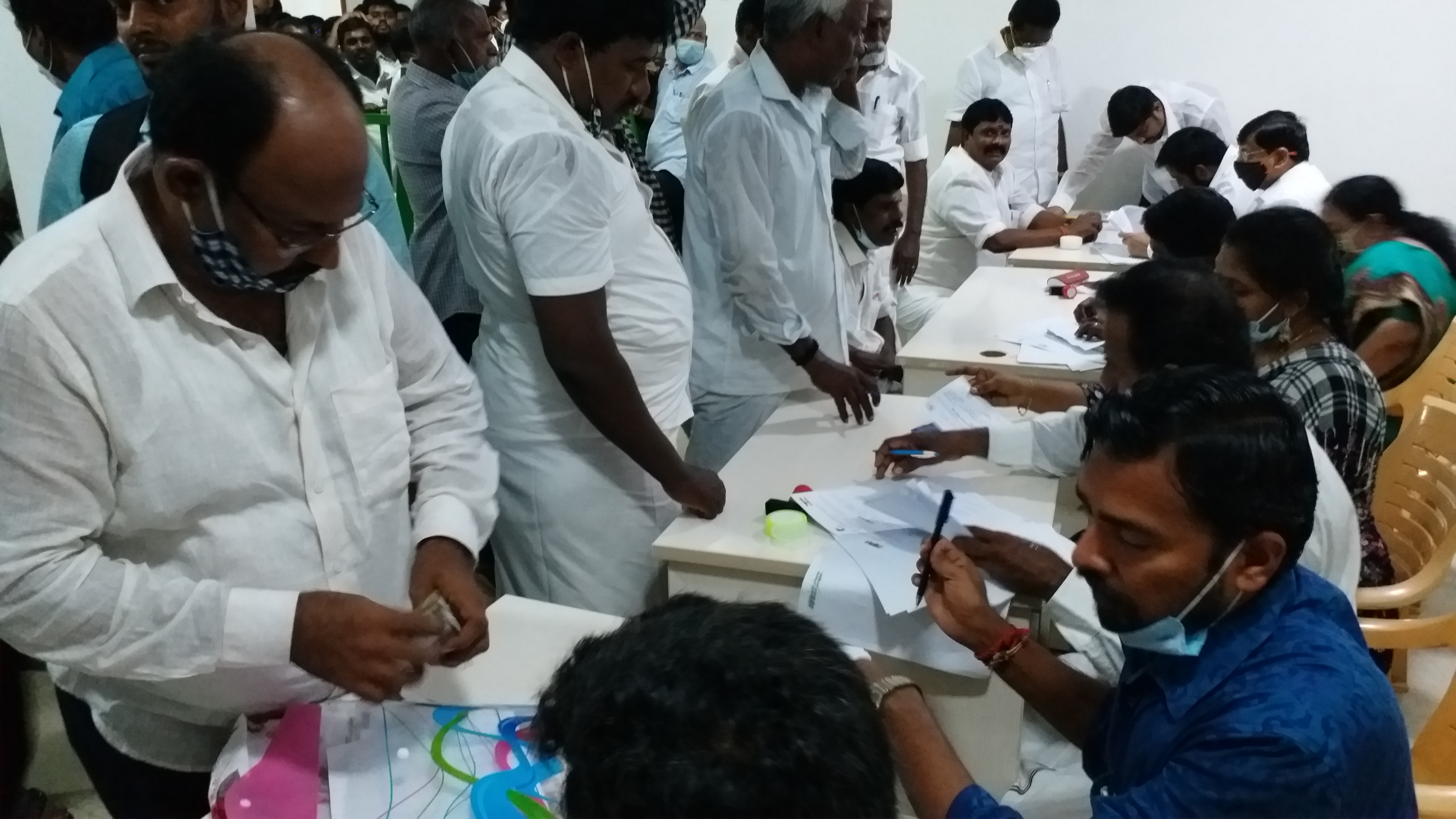 AMMK party started to distribution of optional petitions