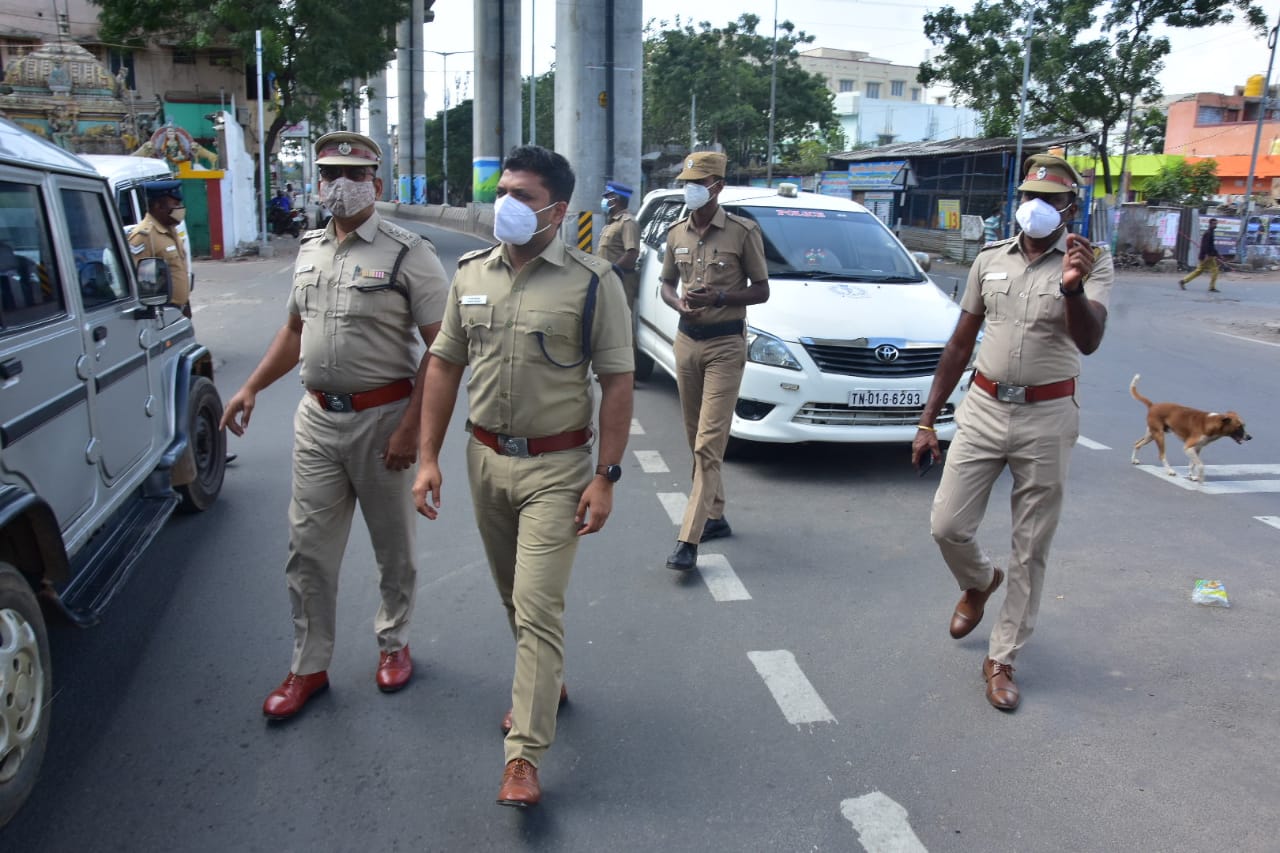 case registered against the violators of the curfew in TamilNadu