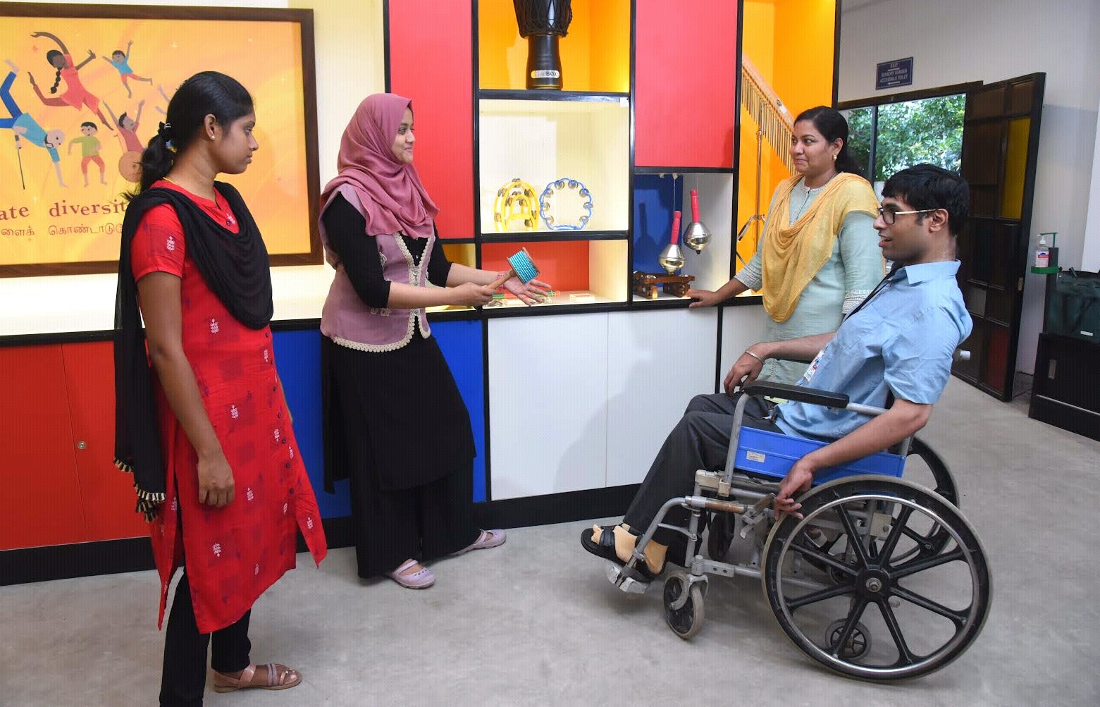 museum for disable persons in chennai  museum for disable persons  disable persons  handicap  museum foe handicap  மாற்றுத்திறனாளிகளுக்கான அருங்காட்சியகம்  அருங்காட்சியகம்  மாற்றுத்திறனாளிகள்  சென்னை மாற்றுத்திறனாளிகளுக்கான அருங்காட்சியகம்